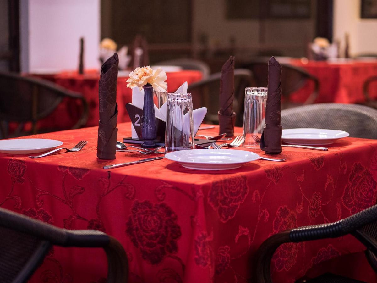 Hotel Central Park & Conference Centre Найроби Екстериор снимка